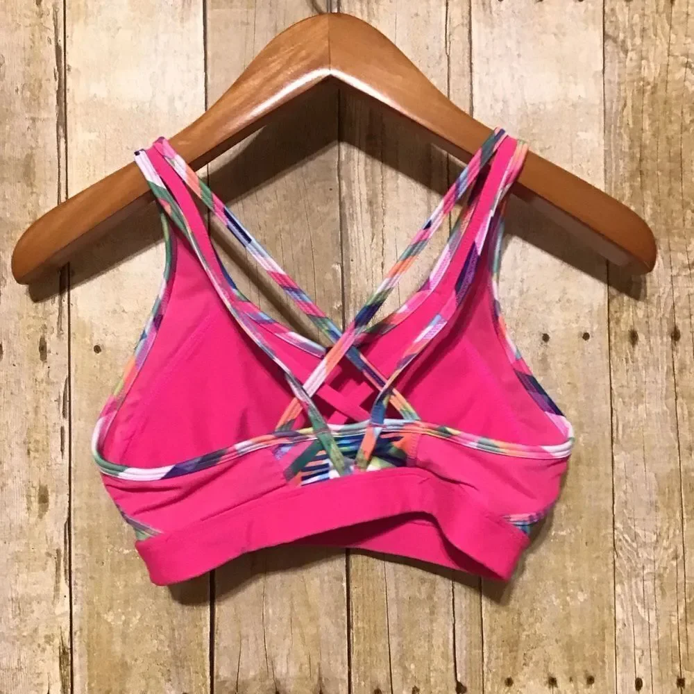 Avia pink trim